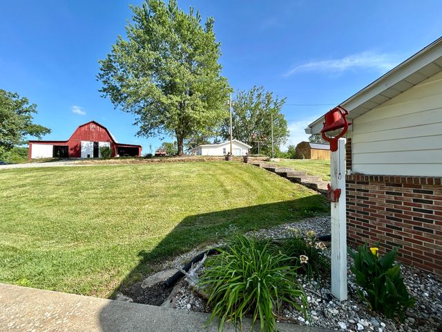 94 Tarter Cemetery Road, Nancy, KY 42544