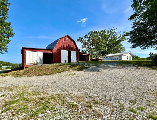 94 Tarter Cemetery Road, Nancy, KY 42544