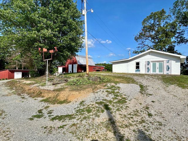94 Tarter Cemetery Road, Nancy, KY 42544