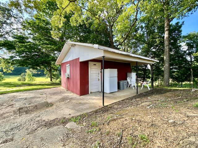94 Tarter Cemetery Road, Nancy, KY 42544