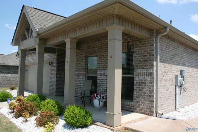 14752 Demarie Lane, Athens, AL 35613