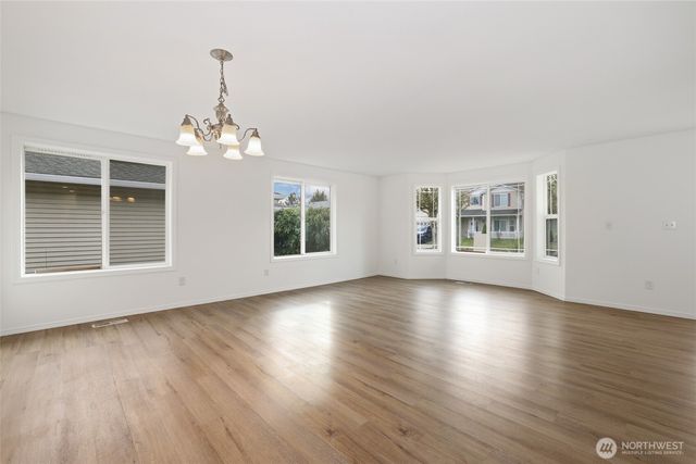 7114 33rd Avenue NE, Lacey, WA 98516