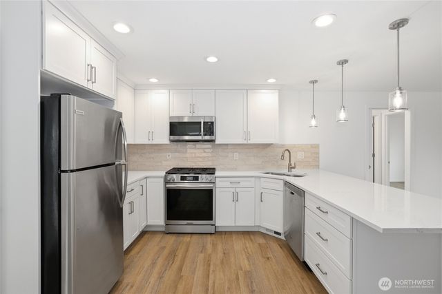 7114 33rd Avenue NE, Lacey, WA 98516