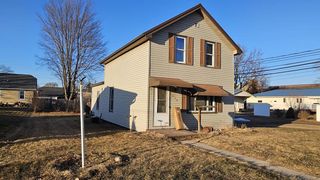 213 W WESCOTT AVENUE, Shawano, WI 54166