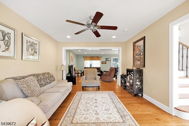 228 Atlantic Dr, Parsippany-troy Hills Twp., NJ 07054
