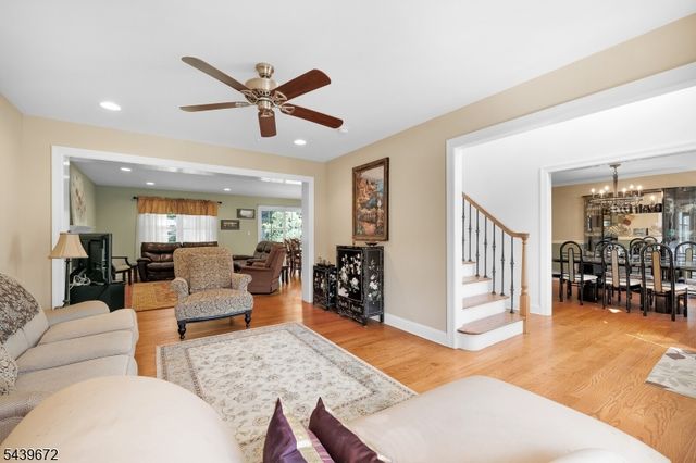228 Atlantic Dr, Parsippany-troy Hills Twp., NJ 07054