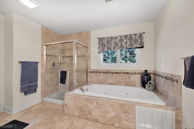 228 Atlantic Dr, Parsippany-troy Hills Twp., NJ 07054