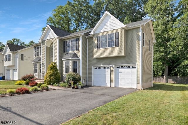 228 Atlantic Dr, Parsippany-troy Hills Twp., NJ 07054