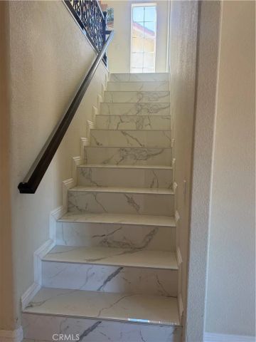 1742 Rudell, Burbank, CA 91501