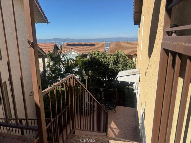 1742 Rudell, Burbank, CA 91501
