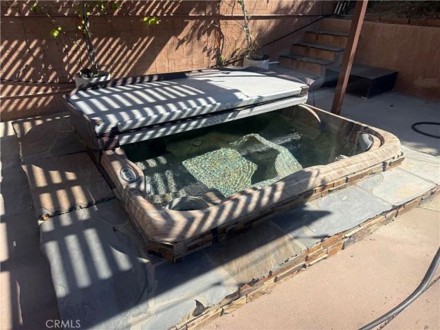 1742 Rudell, Burbank, CA 91501