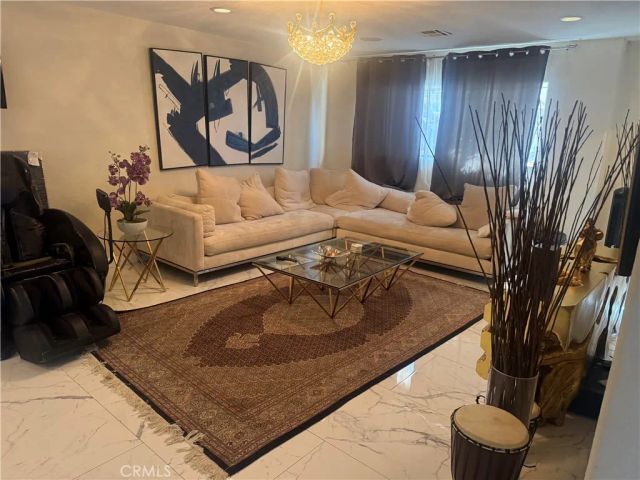 1742 Rudell, Burbank, CA 91501