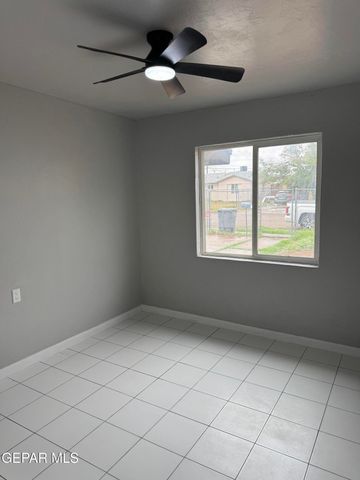 10524 Shannon Place D, El Paso, TX 79925