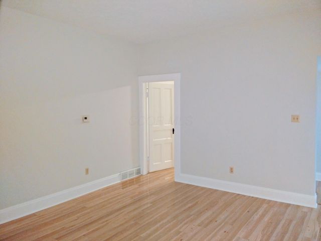17-19 E Mithoff Street, Columbus, OH 43206