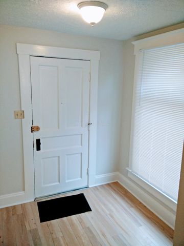 17-19 E Mithoff Street, Columbus, OH 43206