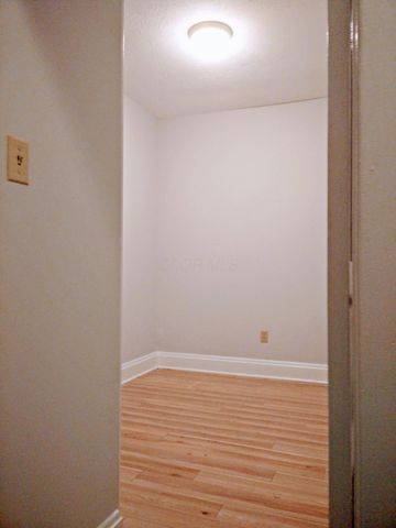 17-19 E Mithoff Street, Columbus, OH 43206