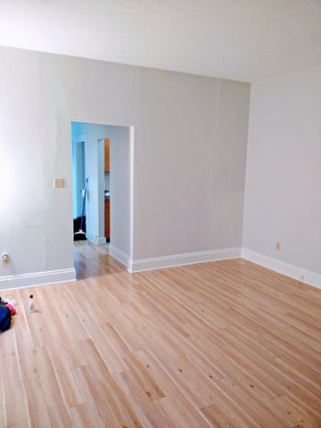 17-19 E Mithoff Street, Columbus, OH 43206