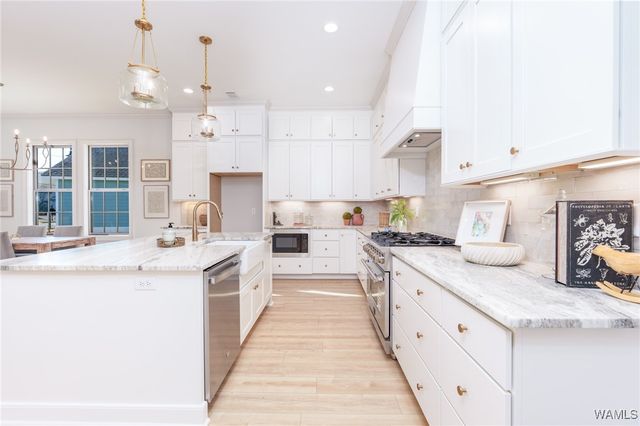 1510 Stillwater, Tuscaloosa, AL 35406