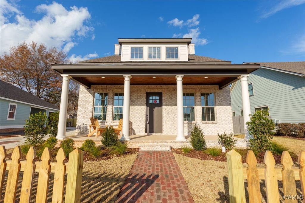 1510 Stillwater, Tuscaloosa, AL 35406