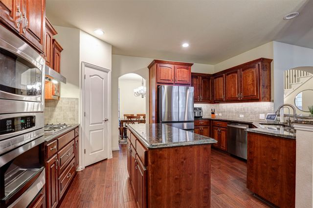 4720 Mcbreyer Place, Fort Worth, TX 76244