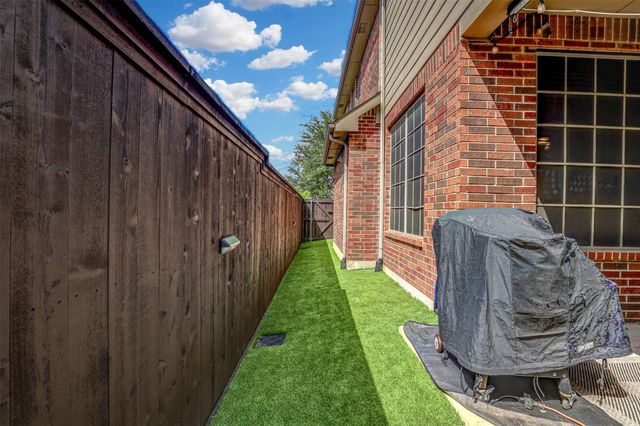 4720 Mcbreyer Place, Fort Worth, TX 76244