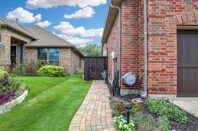 4720 Mcbreyer Place, Fort Worth, TX 76244