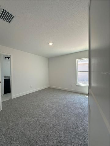 12555 NE 48TH TERR, Oxford, FL 34484