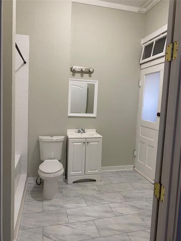 1006 Main ST B, Bastrop, TX 78602