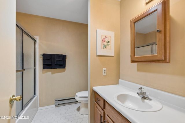 15 Amherst Road 64, Whiting, NJ 08759