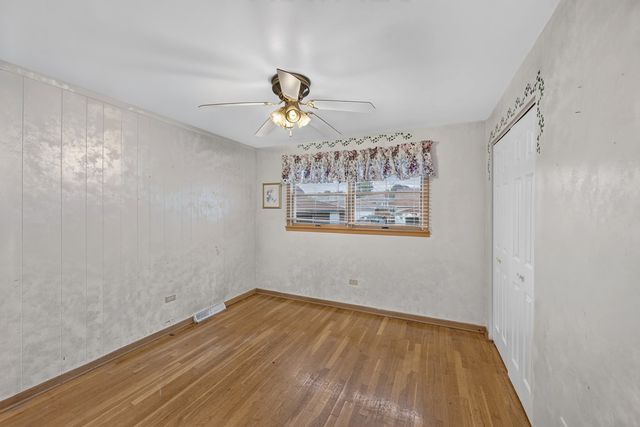 13157 S Green Bay Avenue, Chicago, IL 60633