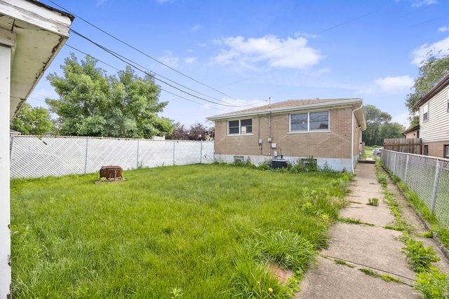 13157 S Green Bay Avenue, Chicago, IL 60633