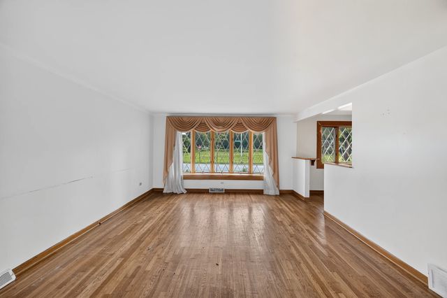 13157 S Green Bay Avenue, Chicago, IL 60633