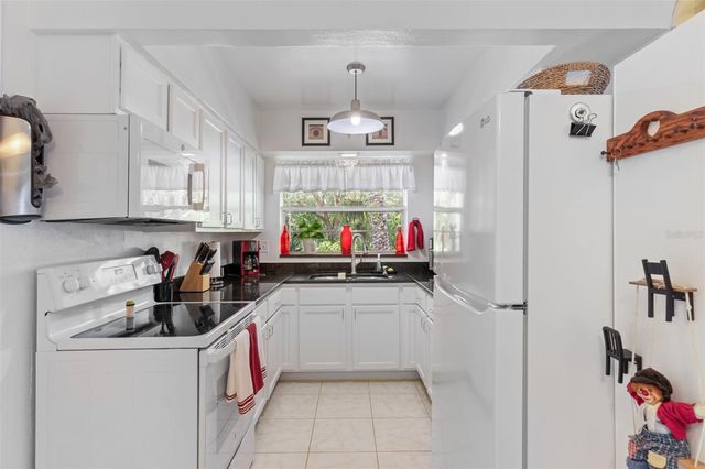 3367 S APOPKA AVENUE, Inverness, FL 34452