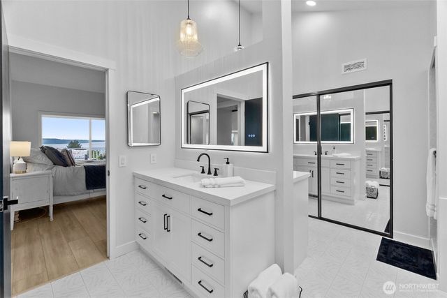 9929 76th Street SW, Lakewood, WA 98498