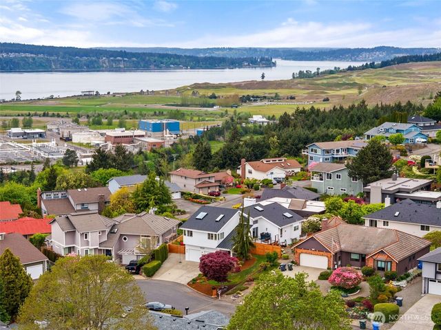 9929 76th Street SW, Lakewood, WA 98498
