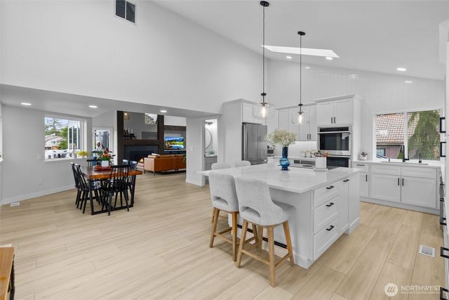 9929 76th Street SW, Lakewood, WA 98498
