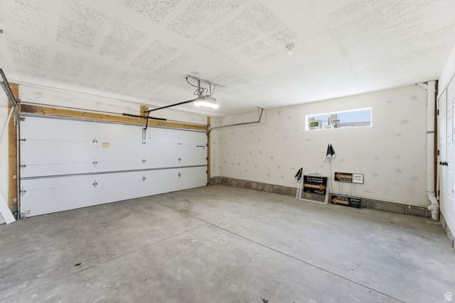 132 CHAMBORD CT, Sandy, UT 84070