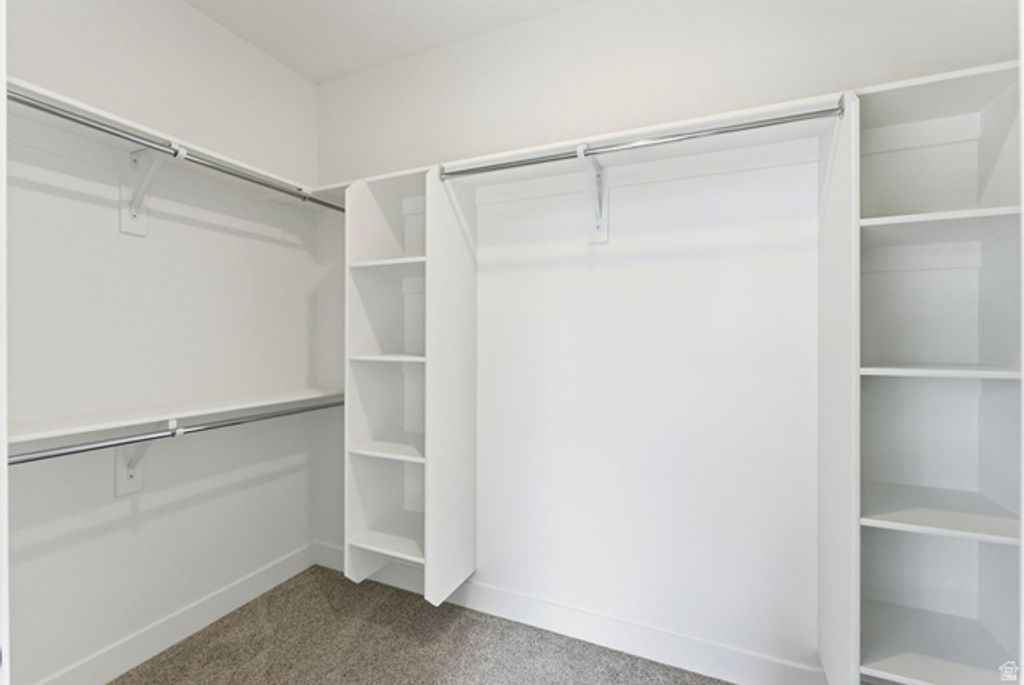 Image 31 of property listing at 132 E CHAMBORD CT, Sandy, UT 84070