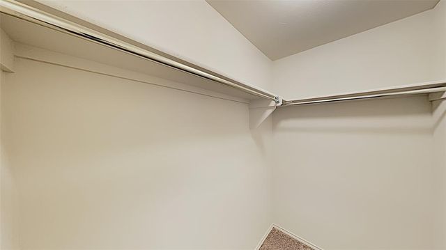 10705 SW 23rd Terrace, Yukon, OK 73099