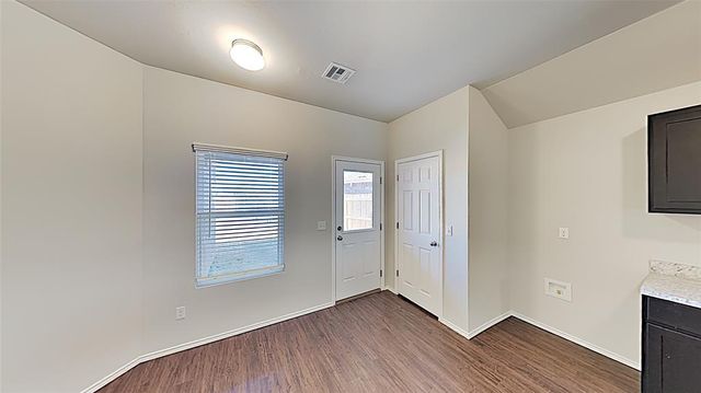 10705 SW 23rd Terrace, Yukon, OK 73099