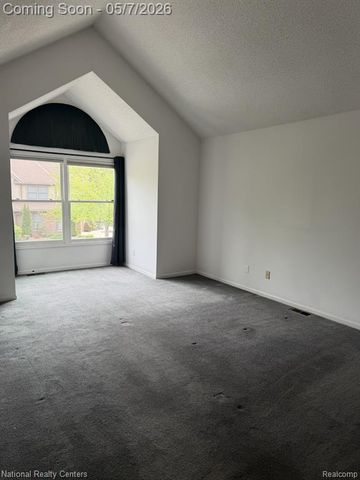 5303 Royal Vale Lane, Dearborn, MI 48126