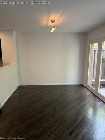 5303 Royal Vale Lane, Dearborn, MI 48126