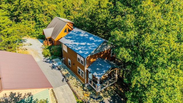 1012 Ravens Ford Way, Sevierville, TN 37876