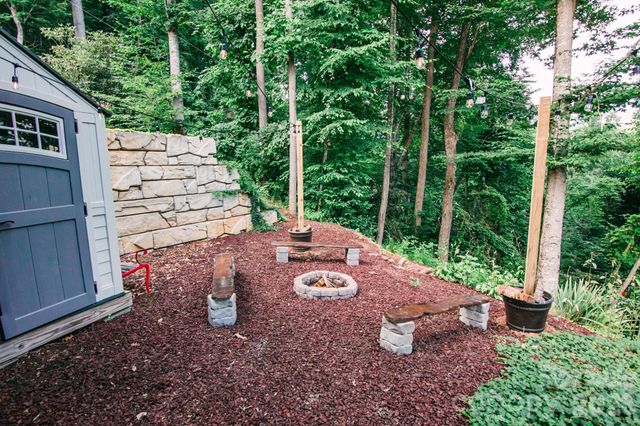 11 Sugar Maple Drive, Black Mountain, NC 28711