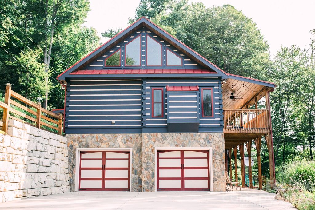 11 Sugar Maple Drive, Black Mountain, NC 28711