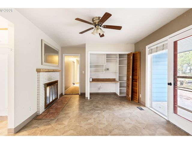 9505 Se 132ND Ave, Happy Valley, OR 97086