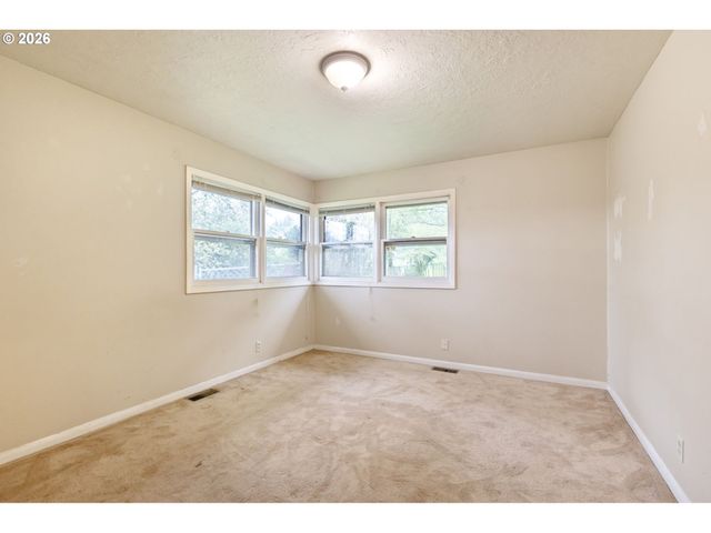 9505 Se 132ND Ave, Happy Valley, OR 97086