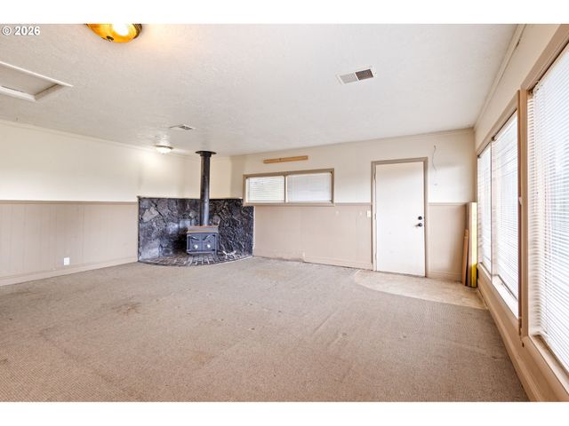9505 Se 132ND Ave, Happy Valley, OR 97086