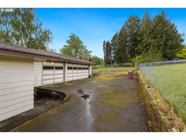 9505 Se 132ND Ave, Happy Valley, OR 97086