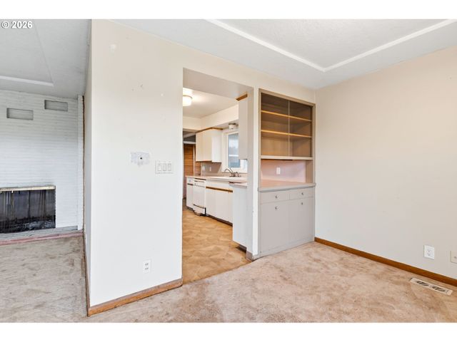 9505 Se 132ND Ave, Happy Valley, OR 97086